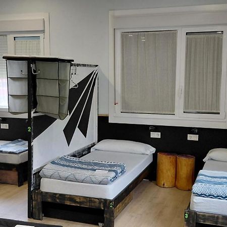 Albergue A Rotonda Redondela Eksteriør bilde